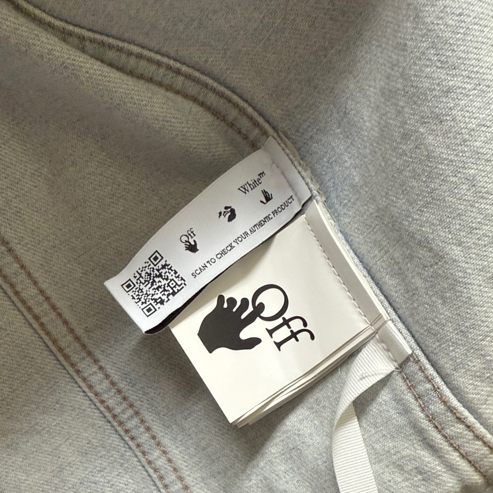 Off-White 100% Authentic Light Gray Denim Jacket​ - Picture 2 of 8